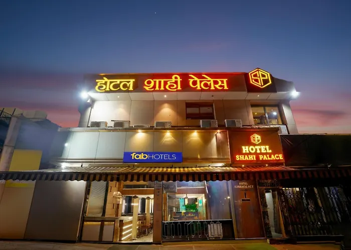 Fabhotel Shahi Palace Mumbai
